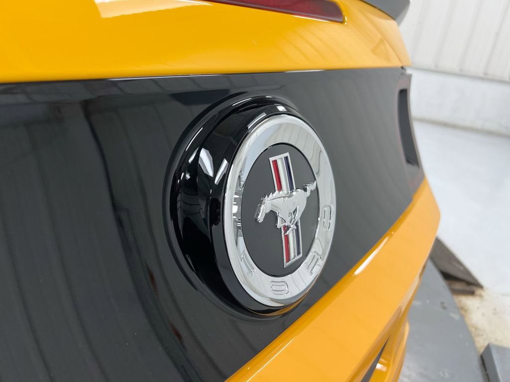 Used 2013 Ford Mustang Boss 302 w/ Boss 302 Accessory Pkg RWD image 24