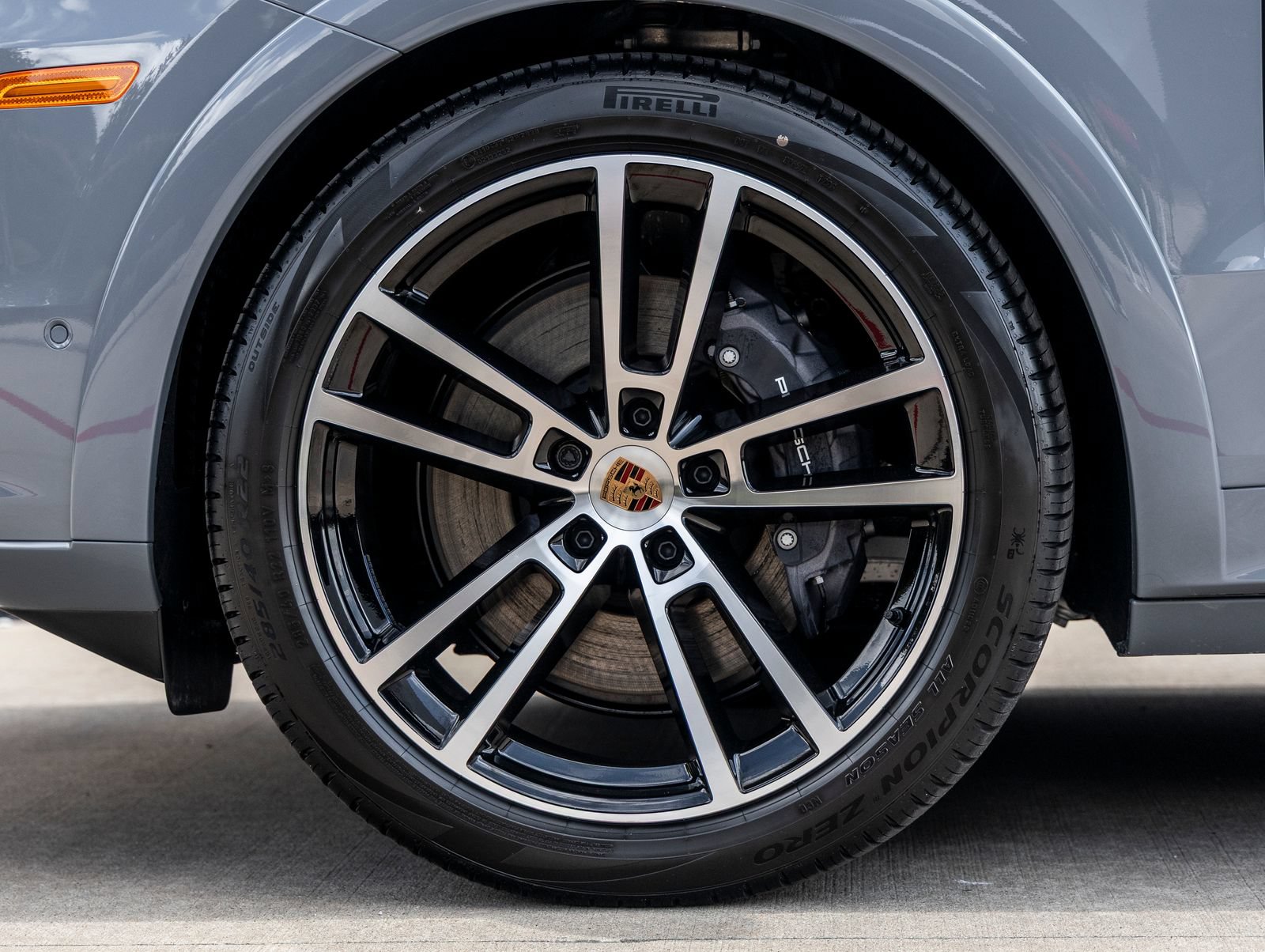 New 2026 Porsche Cayenne AWD/4WD image 16