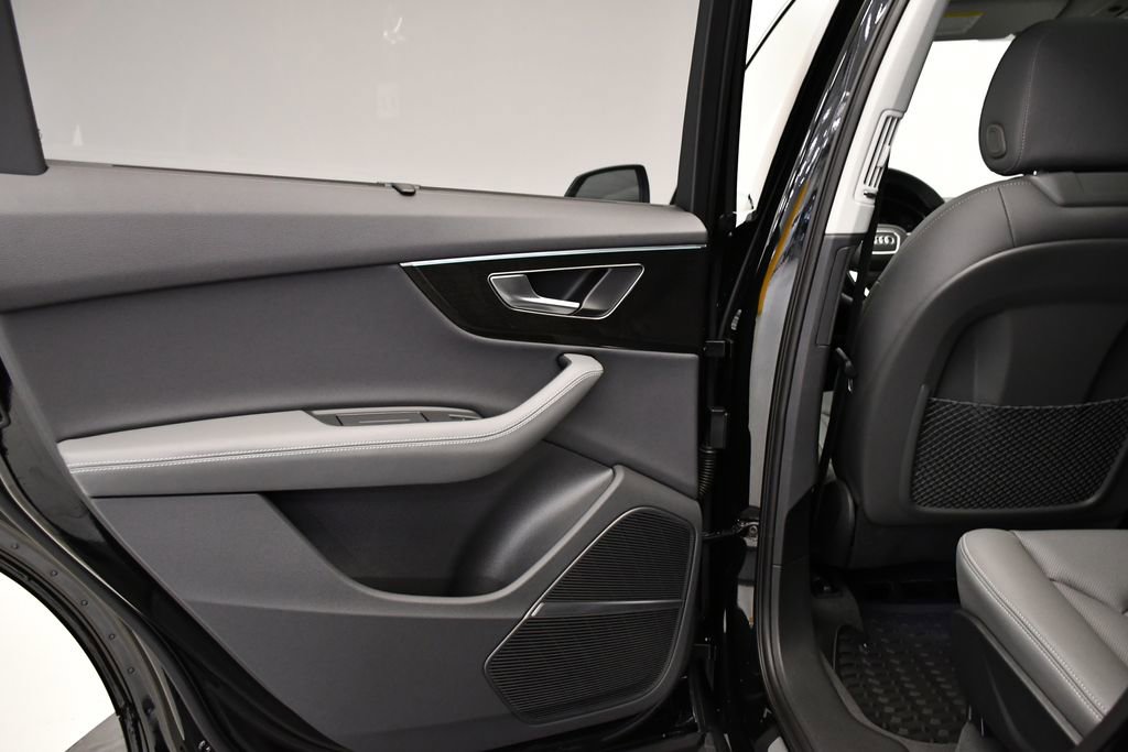 New 2025 Audi Q7 3.0T Premium Plus image 39