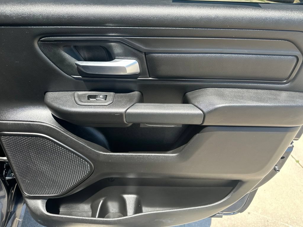 Used 2025 RAM 1500 Warlock AWD/4WD image 27