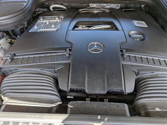 Used 2023 Mercedes-Benz Maybach GLS 600 4MATIC image 24