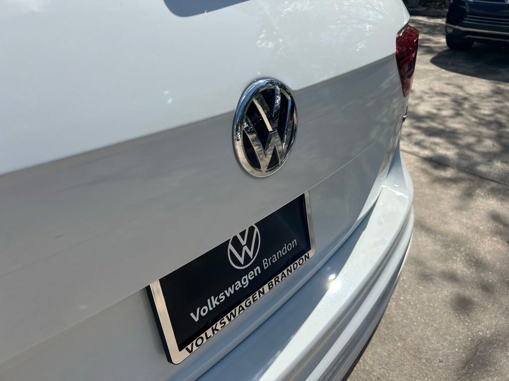 Used 2020 Volkswagen Tiguan SEL Premium R-Line AWD/4WD image 31