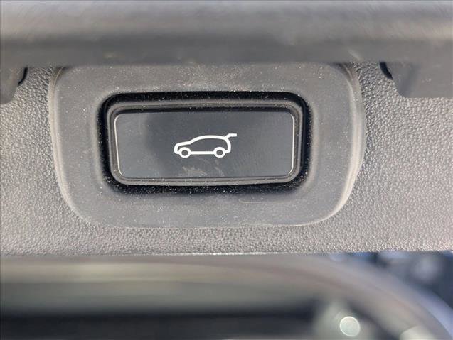 Used 2023 Land Rover Discovery S R-Dynamic AWD/4WD image 7