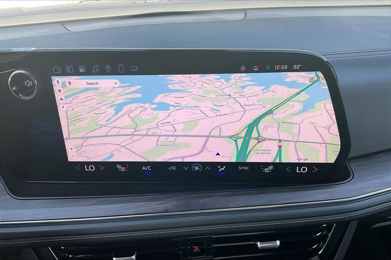 Used 2025 Chevrolet Tahoe LT image 14