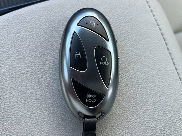 Certified 2025 Hyundai Tucson Limited AWD/4WD image 33