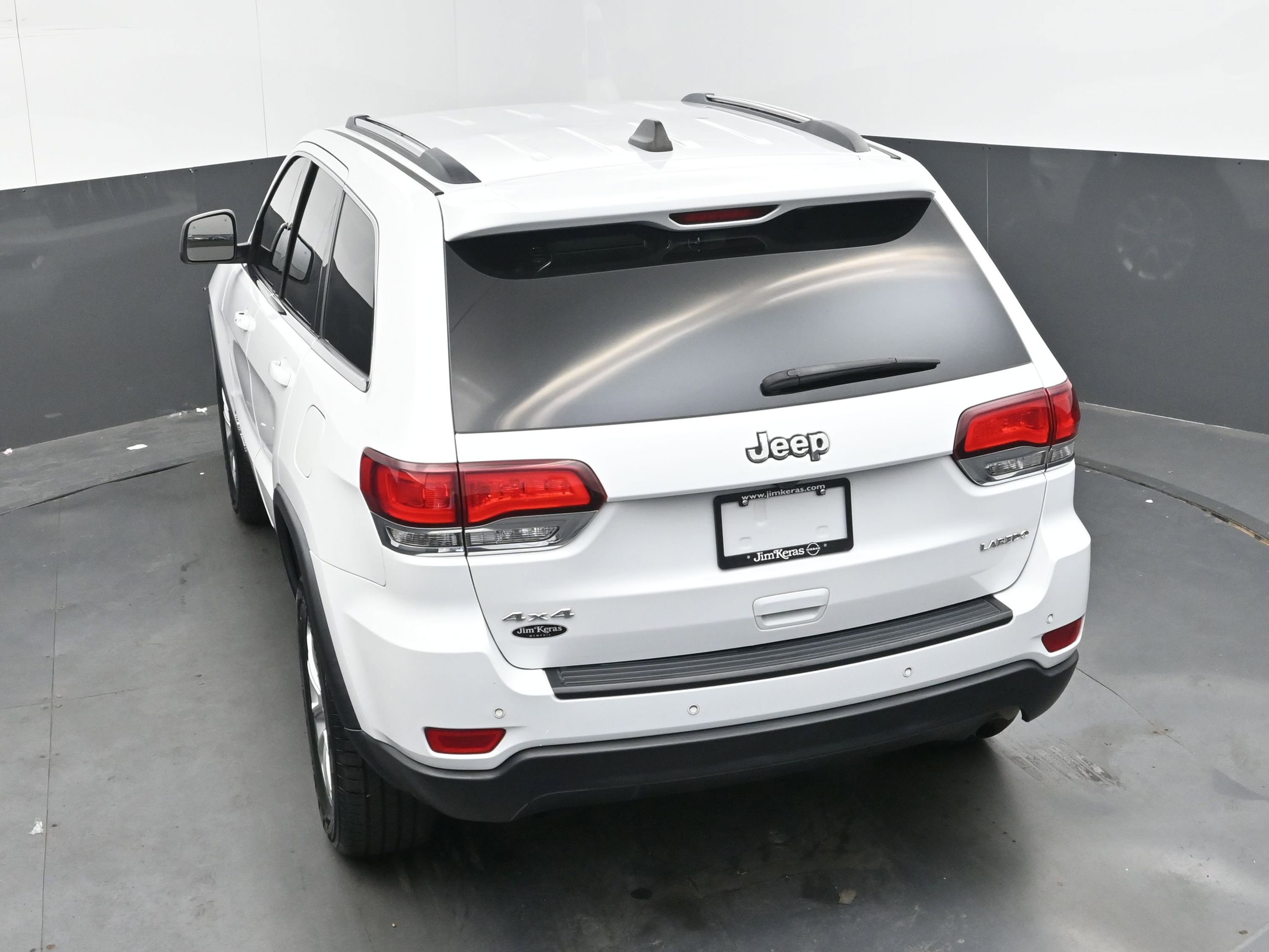 Used 2021 Jeep Grand Cherokee Laredo image 35