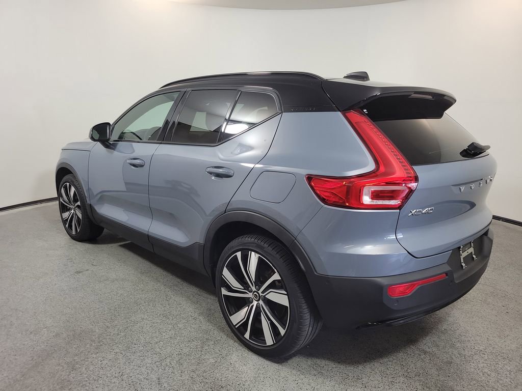 Used 2022 Volvo XC40 P8 Recharge Ultimate image 6