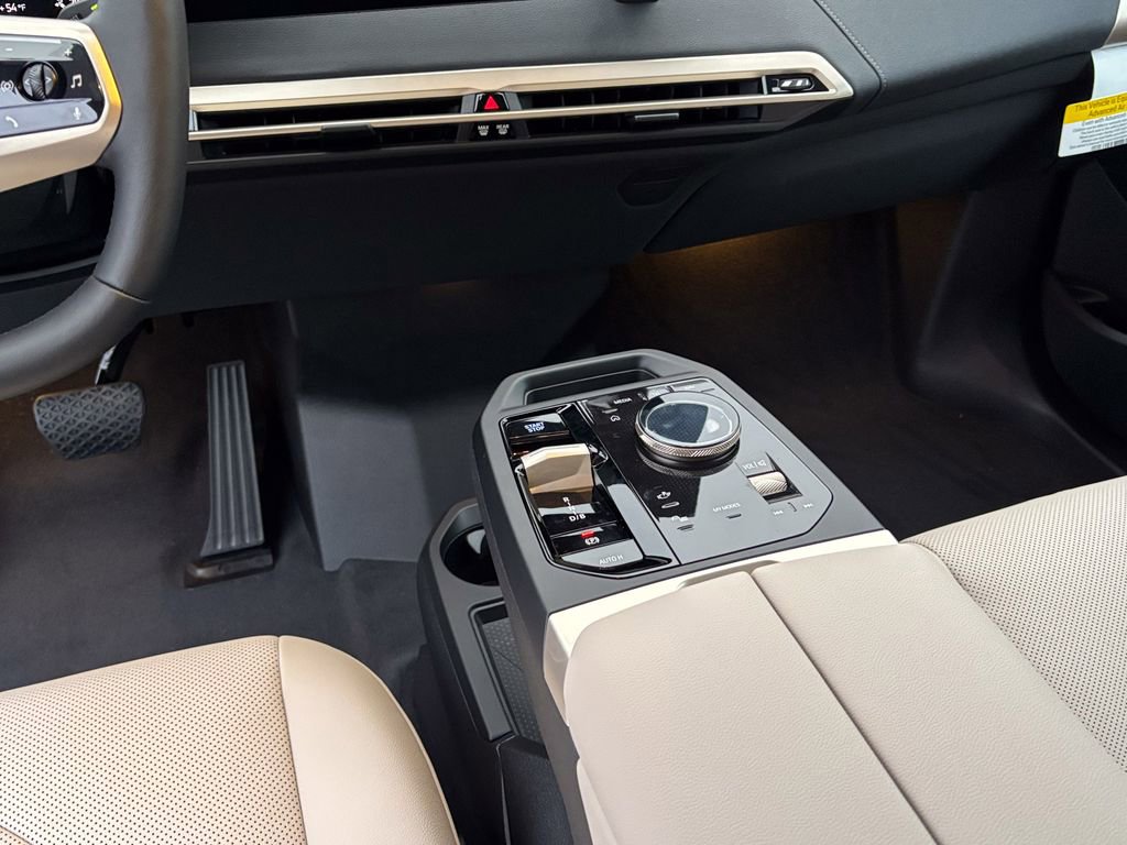 Used 2026 BMW iX xDrive45 image 24