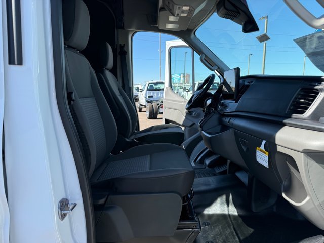 New 2027 Ford Transit 250 148 Medium Roof w/ Load Area Protection Package RWD image 15