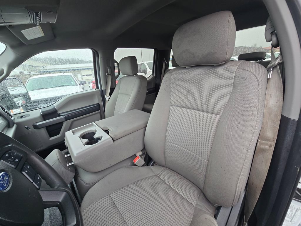 Used 2018 Ford F250 XLT w/ FX4 Off-Road Package image 16