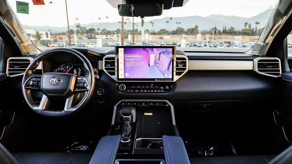 Used 2023 Toyota Tundra Limited image 15