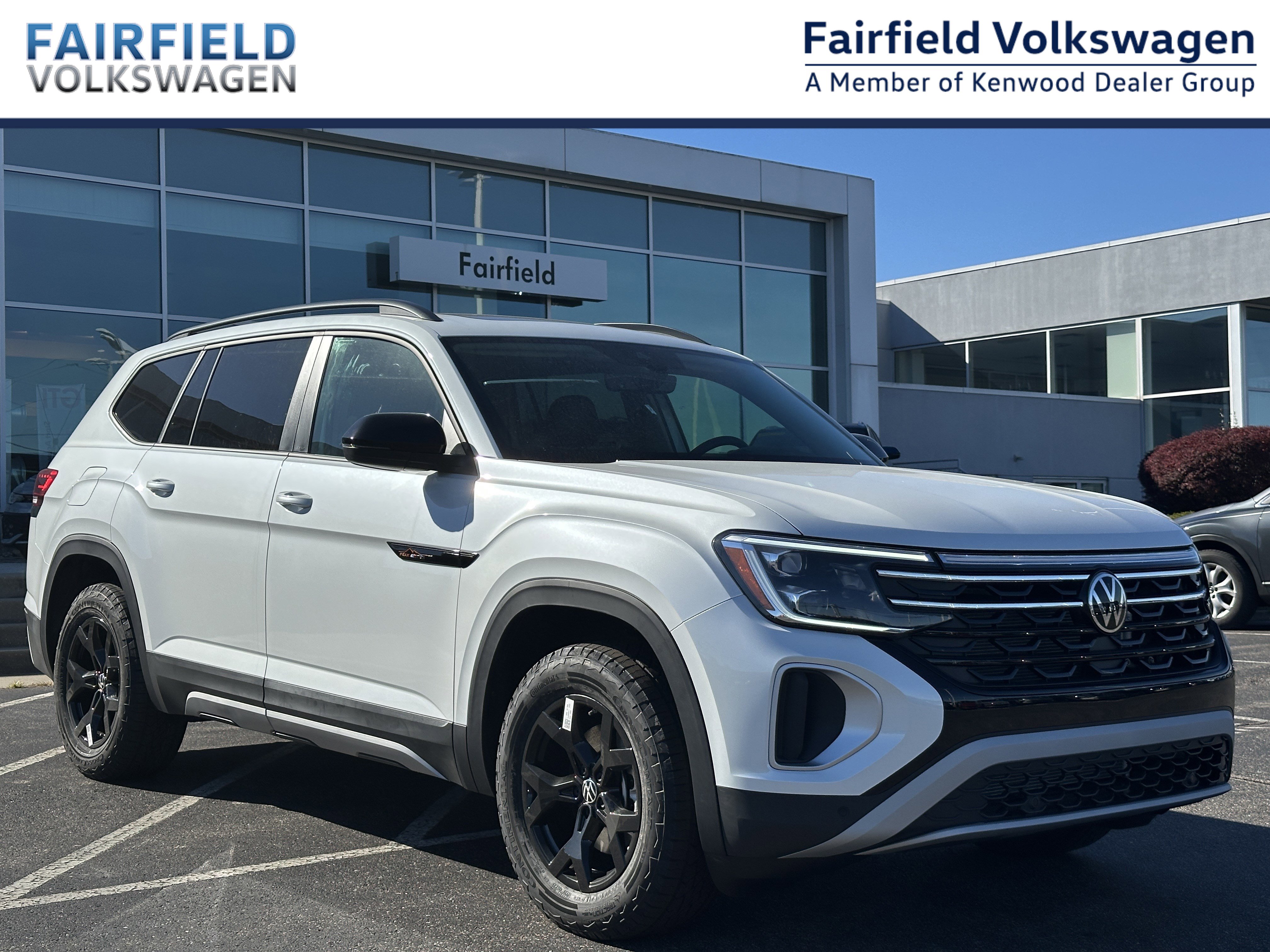 New 2026 Volkswagen Atlas Peak Edition image 1