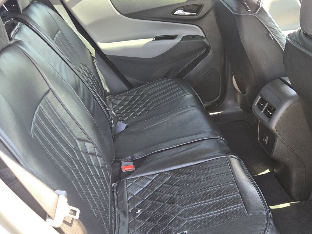 Used 2024 Chevrolet Equinox LS FWD image 16