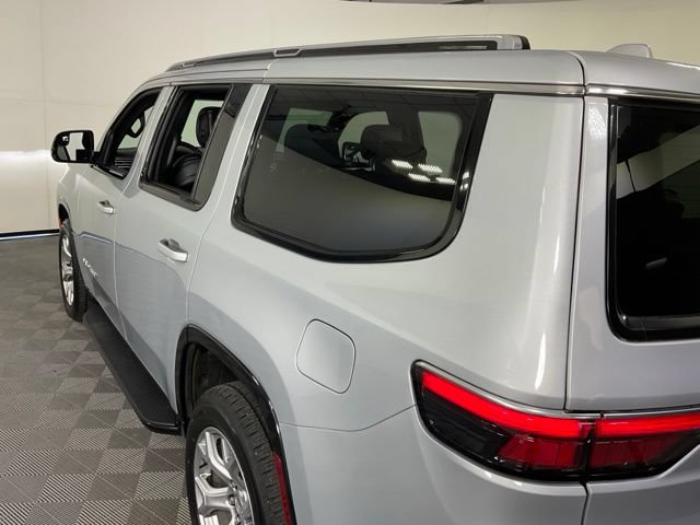 Used 2022 Jeep Wagoneer Series II w/ Rear Seat Video Group 1 AWD/4WD image 33
