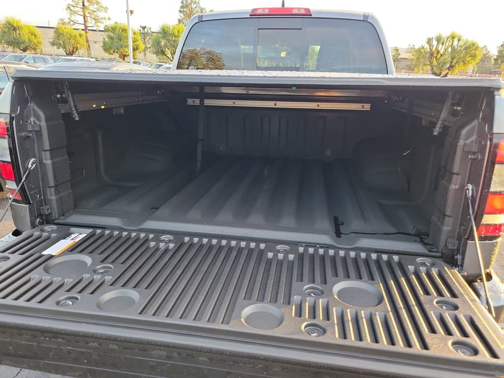 New 2026 Nissan Frontier SV w/ SV Convenience Package image 13