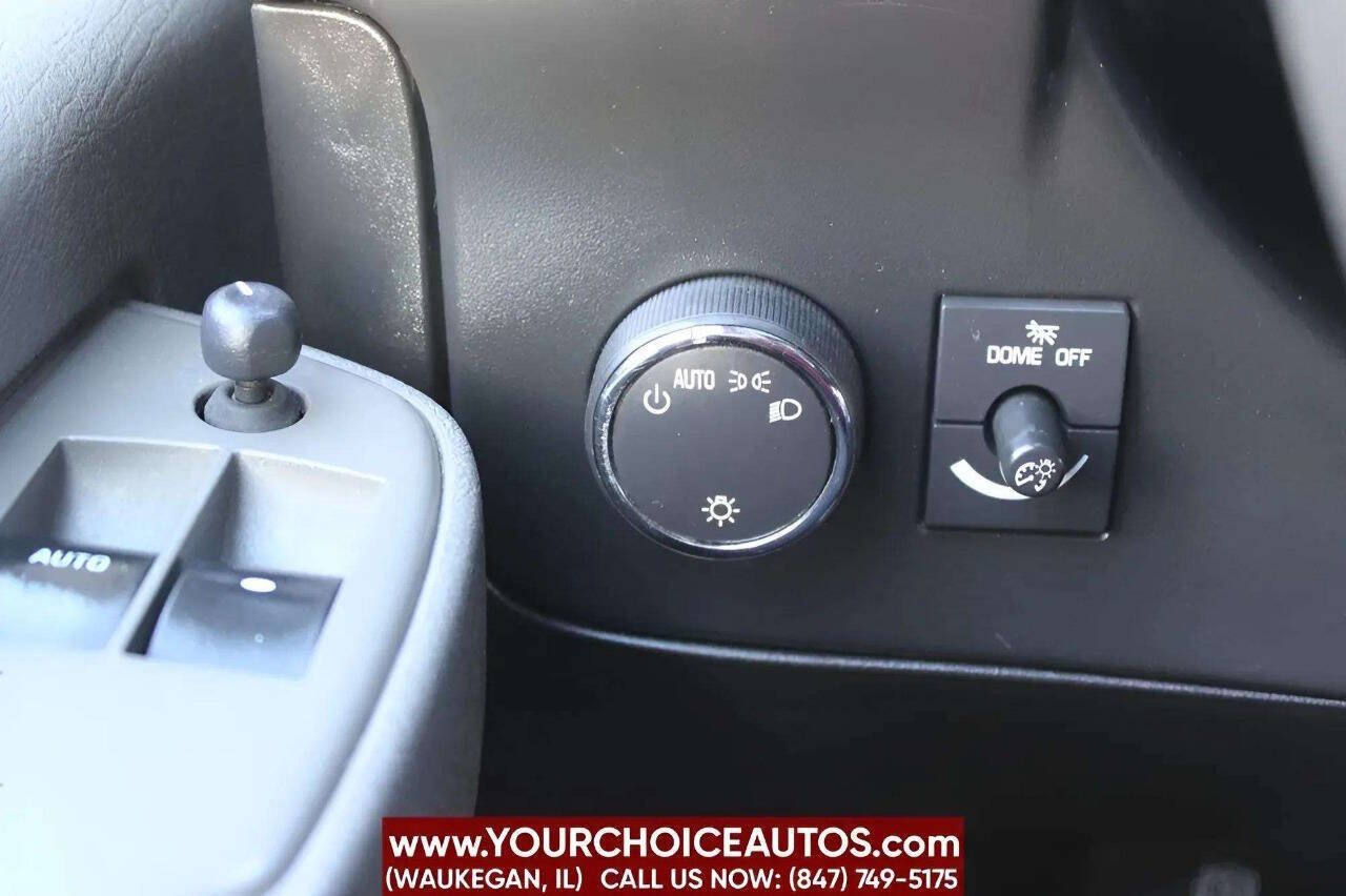 Used 2016 GMC Savana 3500 Extended RWD image 26