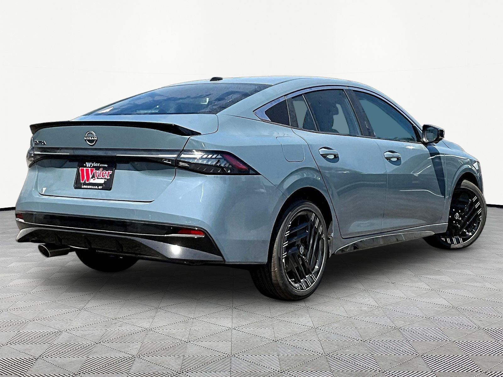 New 2027 Nissan Sentra SR w/ SR Premium Package FWD image 7