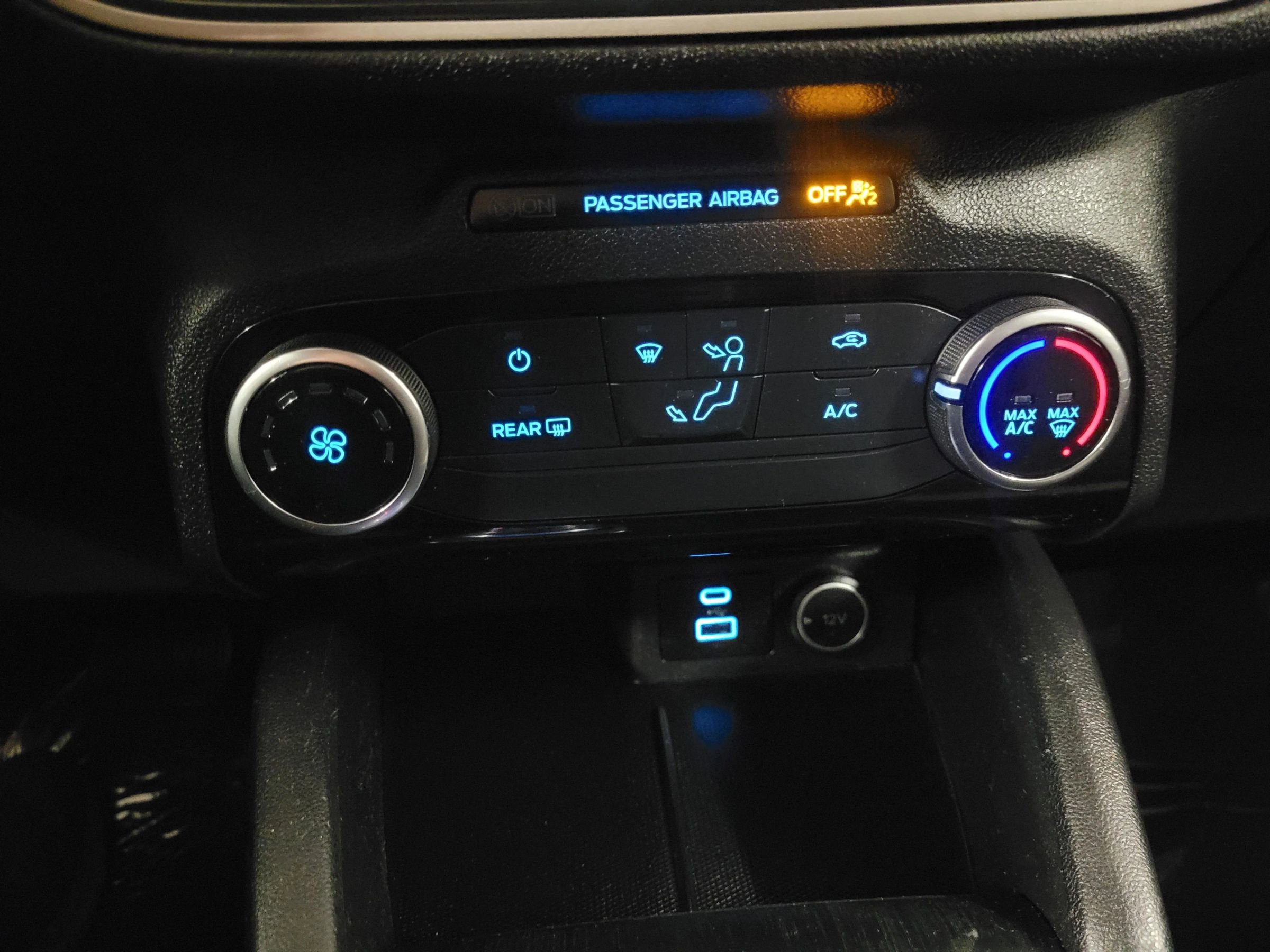 Used 2021 Ford Escape SE FWD image 26