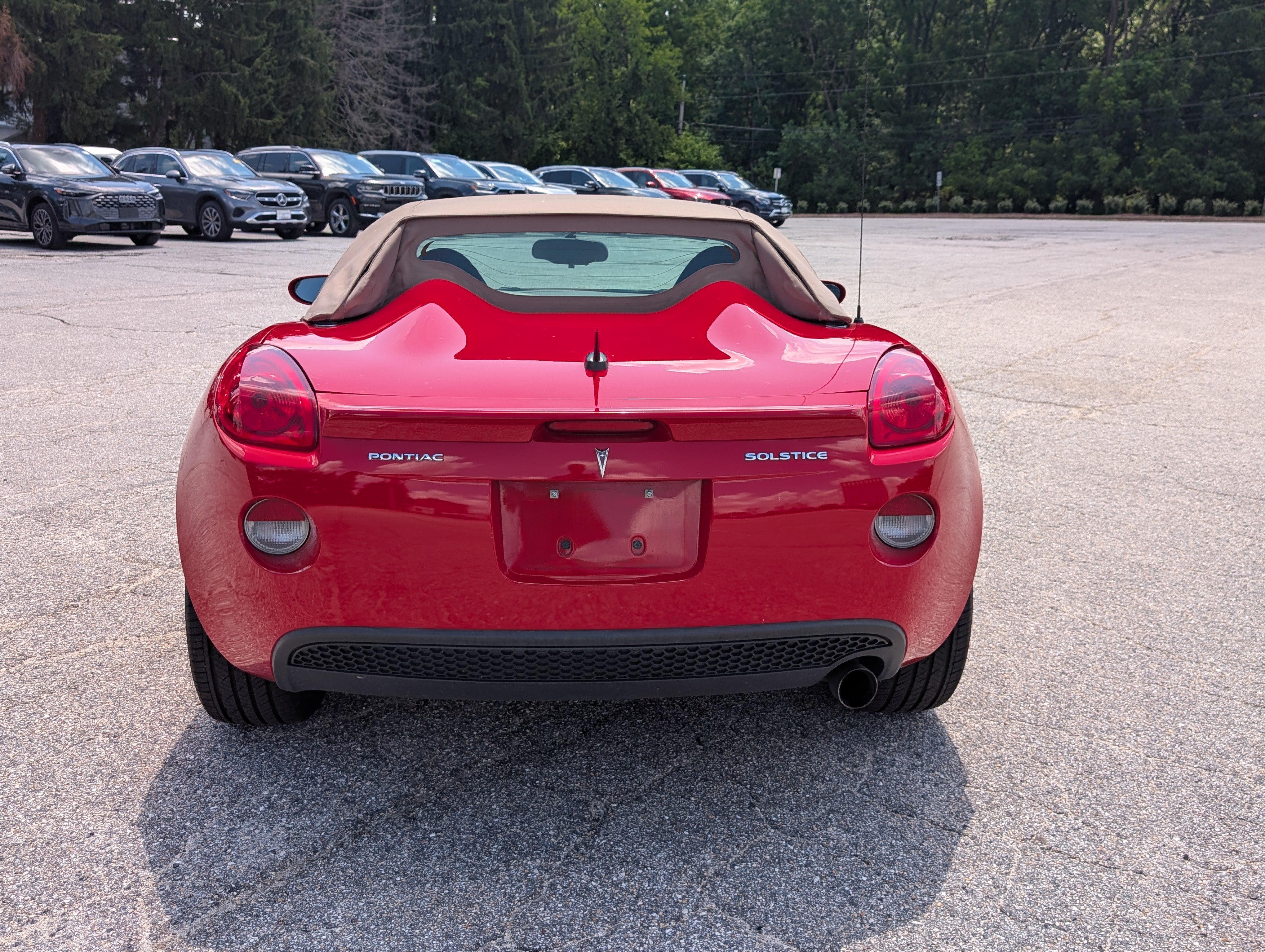 Used 2008 Pontiac Solstice Convertible w/ Preferred Package RWD image 4