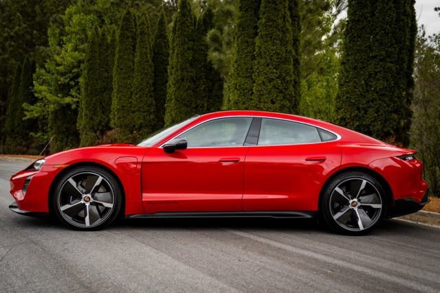 Used 2020 Porsche Taycan Turbo image 9