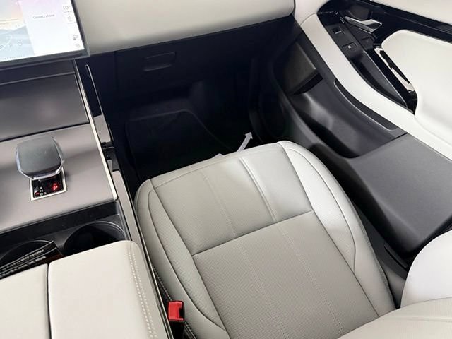 New 2026 Land Rover Range Rover Evoque S AWD/4WD image 24
