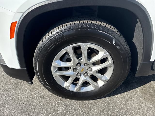 Certified 2023 Chevrolet Traverse LS FWD image 26