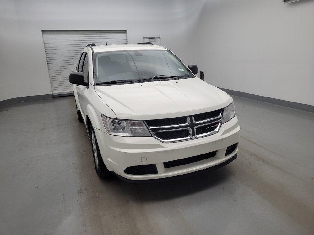 Used 2020 Dodge Journey SE w/ SE Popular Equipment Group FWD image 14