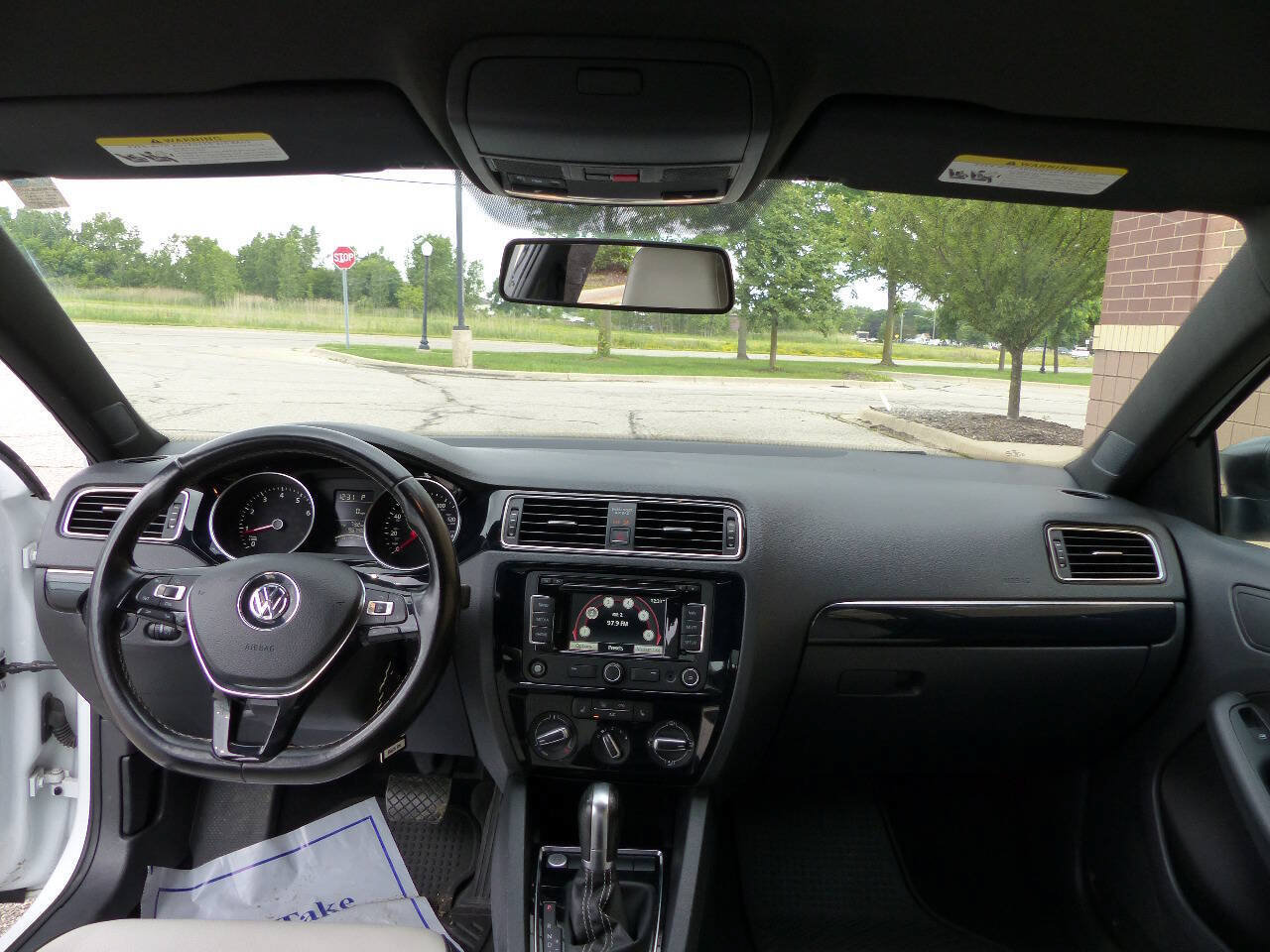 Used 2015 Volkswagen Jetta Sport FWD image 36
