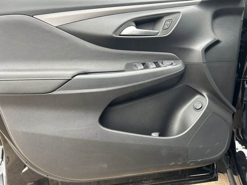 New 2026 Buick Envista Avenir image 23