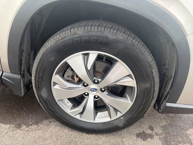 Used 2020 Subaru Ascent Premium w/ Convenience Package AWD/4WD image 4