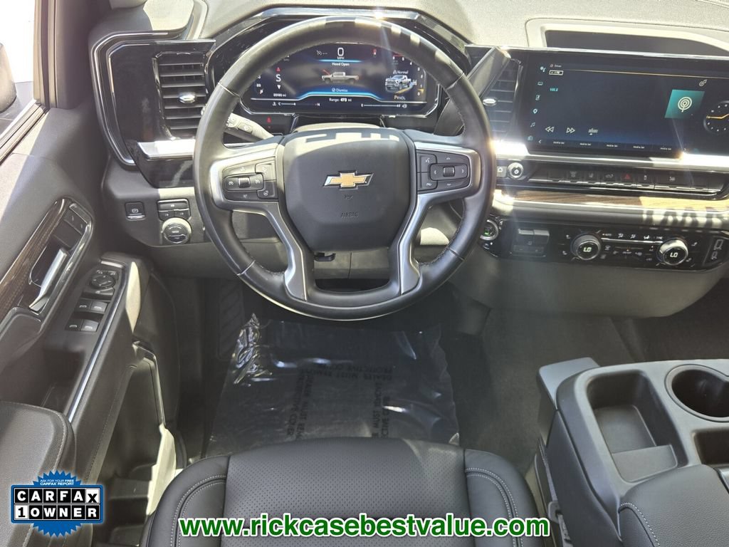 Used 2025 Chevrolet Silverado 2500 LT w/ Convenience Package AWD/4WD image 13