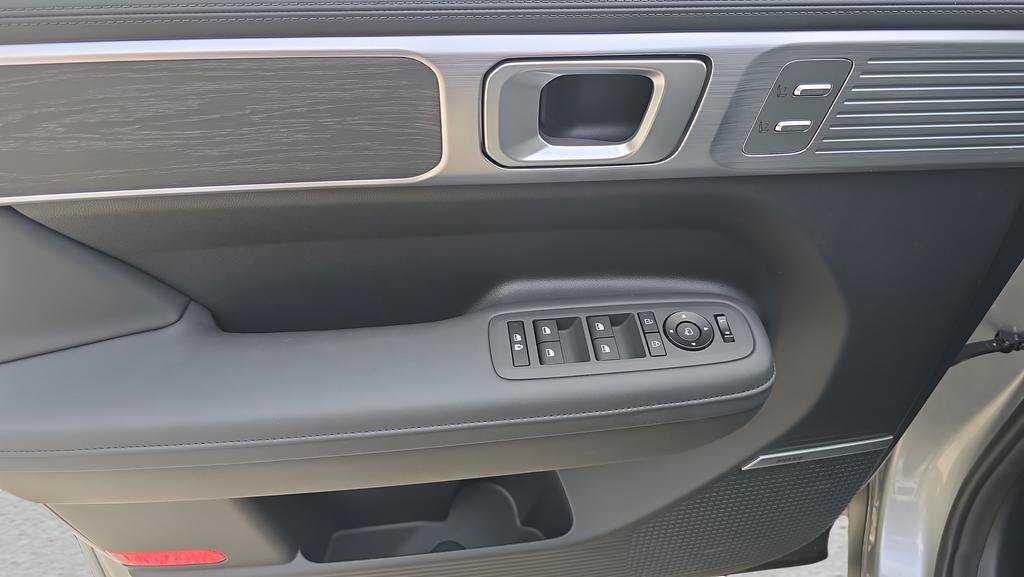 New 2026 Hyundai Santa Fe Limited AWD/4WD image 15