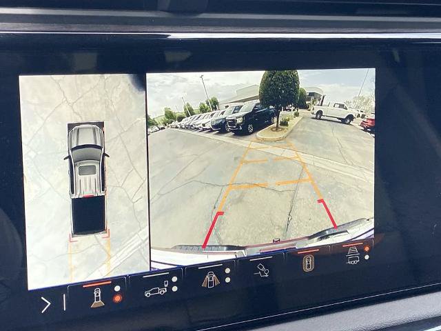Used 2025 GMC Sierra 1500 AT4 w/ Technology Package AWD/4WD image 11