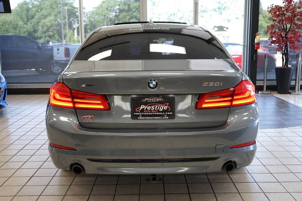 Used 2018 BMW 530i xDrive AWD/4WD image 17
