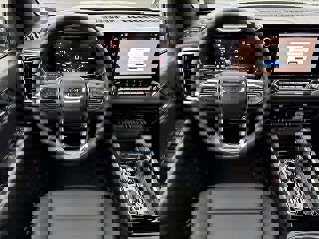 New 2026 GMC Canyon Elevation w/ Convenience Package image 11