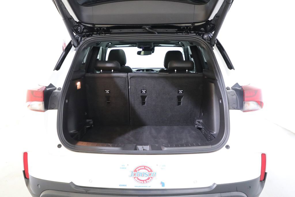 Used 2021 Chevrolet TrailBlazer RS w/ Sun and Liftgate Package image 23