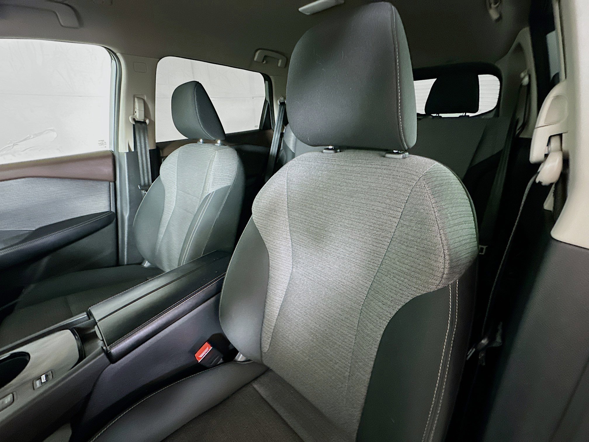 Used 2023 Nissan Rogue SV image 19