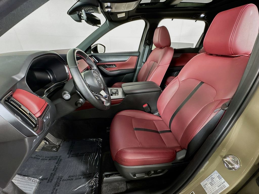 Used 2025 MAZDA CX-70 3.3 Turbo S w/ Premium Package image 12