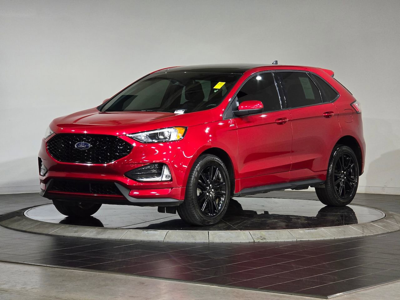 Used 2023 Ford Edge ST-Line image 11