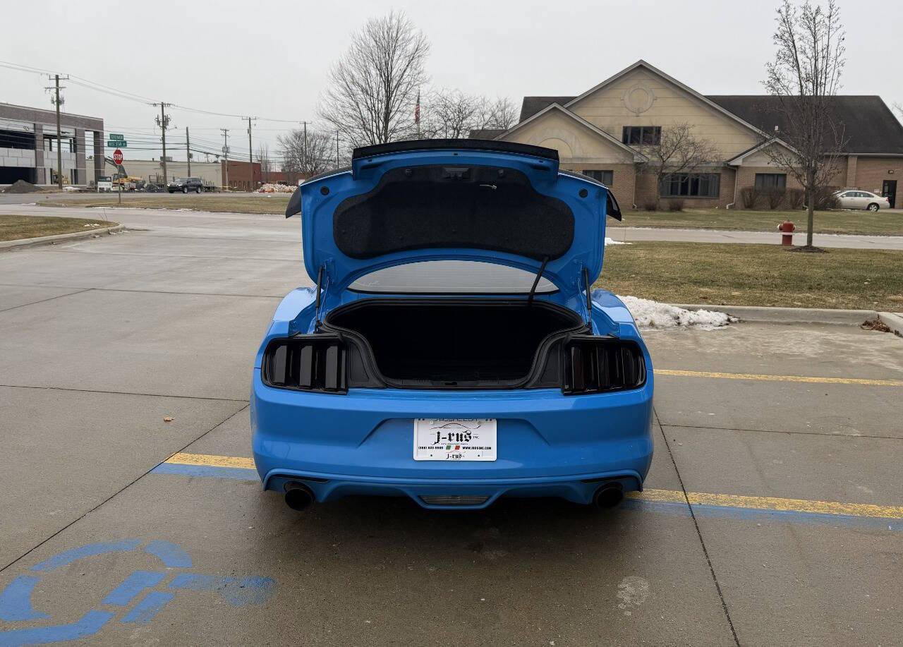 Used 2017 Ford Mustang GT image 8