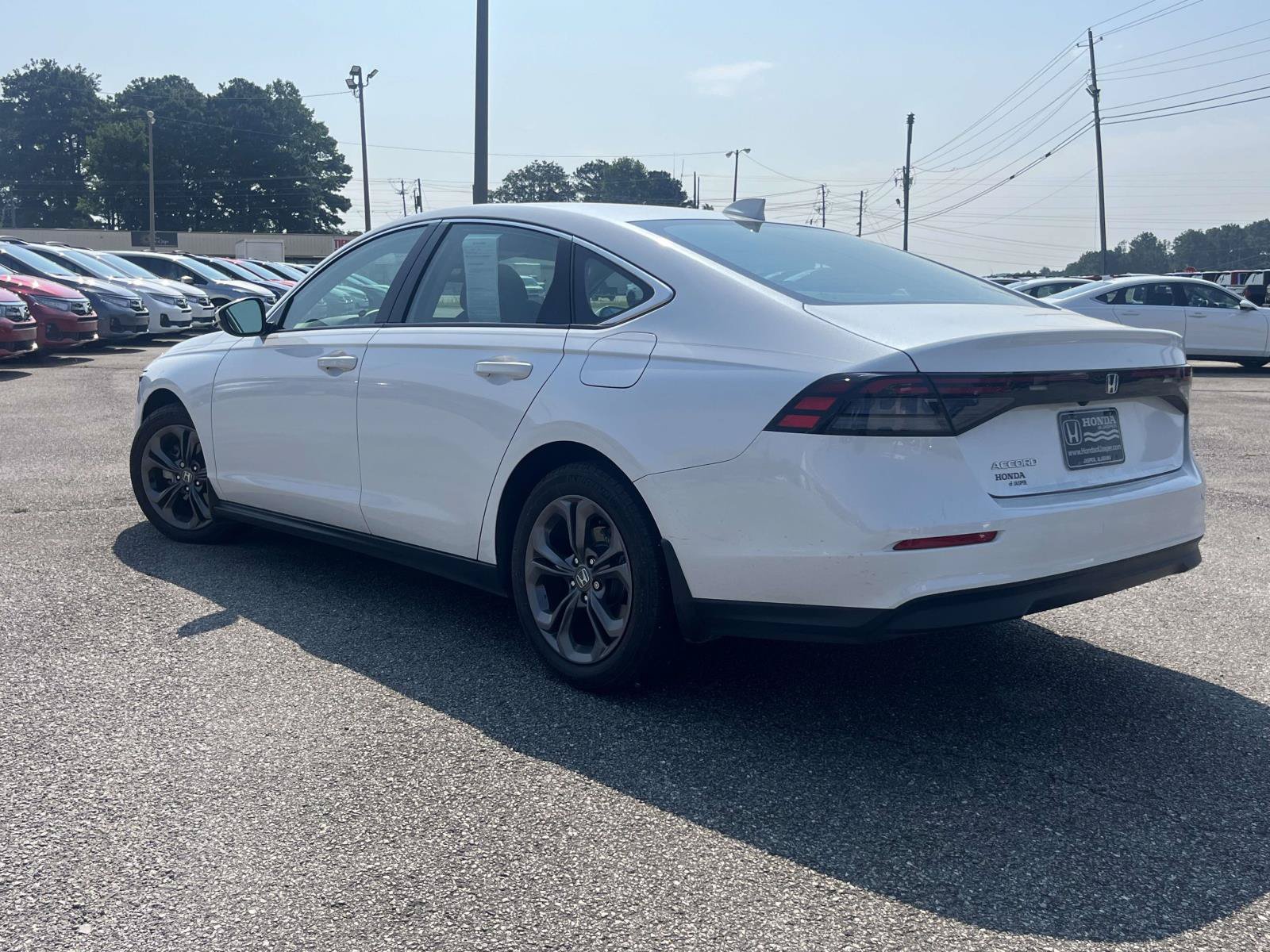 Used 2023 Honda Accord EX image 5