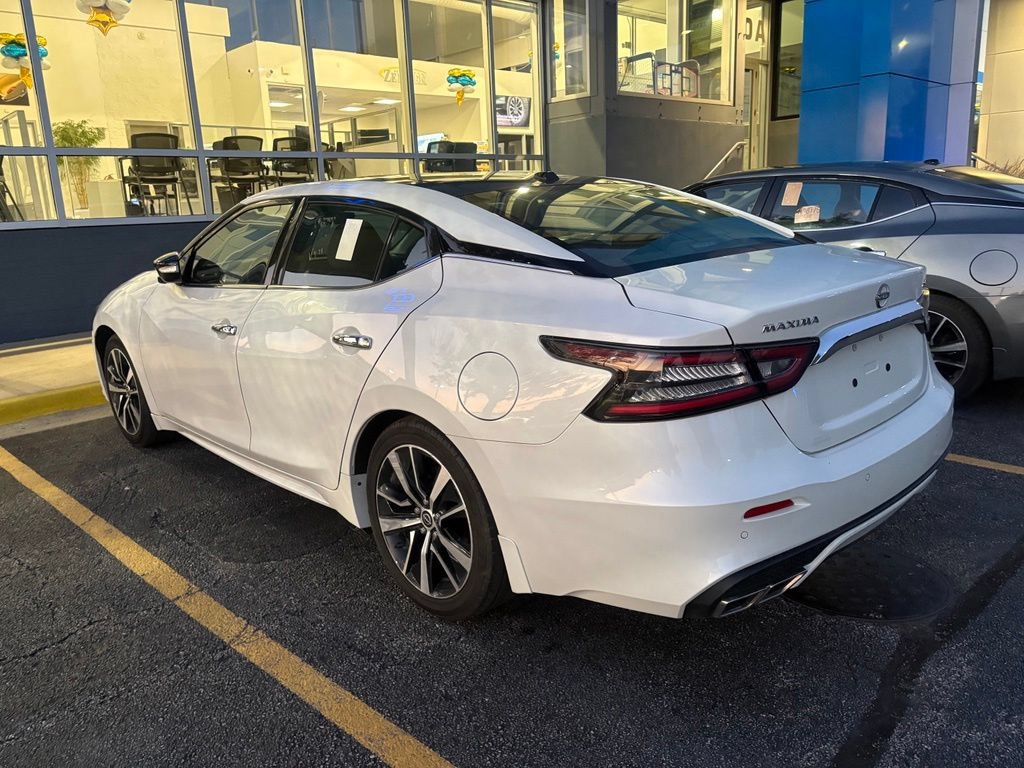 Used 2023 Nissan Maxima SL FWD image 3