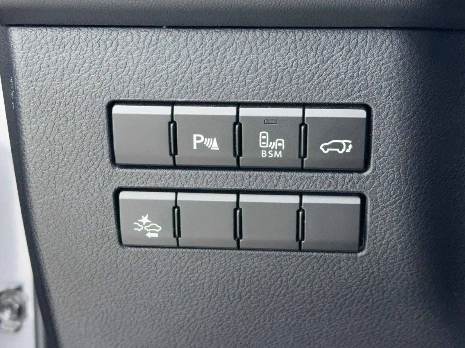 Used 2016 Lexus NX 200t FWD w/ Premium Package image 37