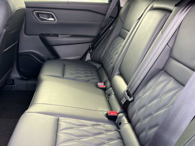 New 2026 Nissan Rogue Platinum w/ Platinum Premium Package AWD/4WD image 22