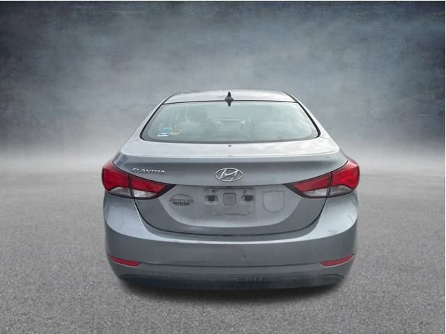 Used 2015 Hyundai Elantra SE w/ Option Group 02 image 8