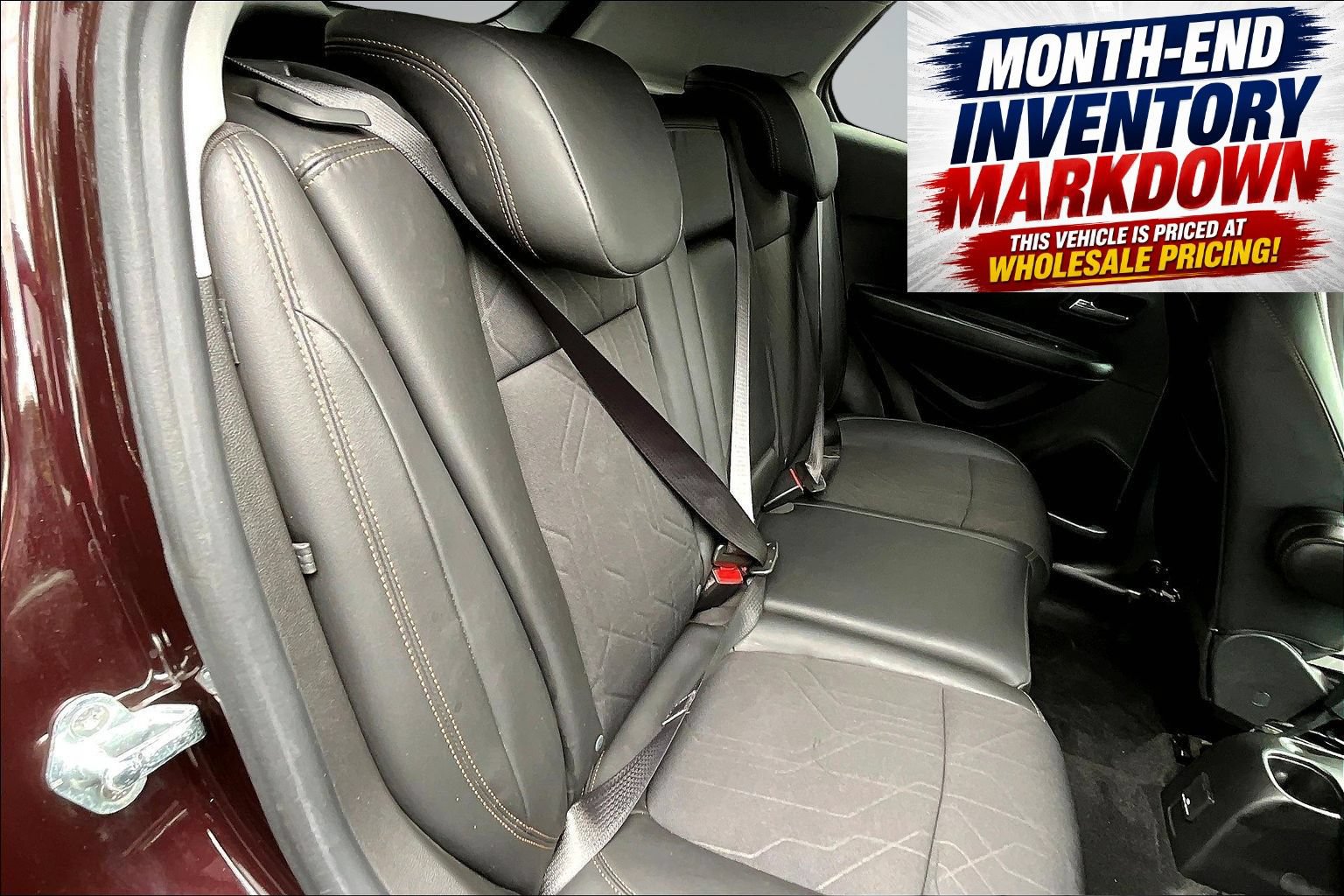 Used 2022 Chevrolet Trax LT w/ Driver Confidence Package AWD/4WD image 24