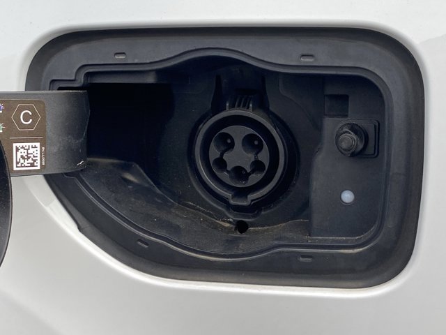 Used 2022 Jeep Grand Cherokee Trailhawk w/ Advanced Protech Group II image 36