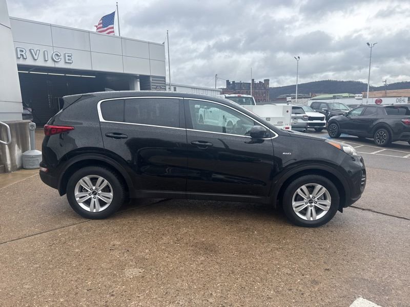 Used 2019 Kia Sportage LX image 8
