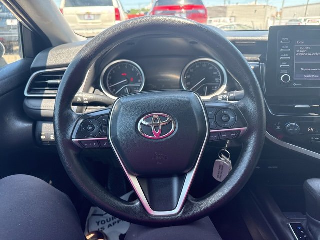 Used 2022 Toyota Camry LE image 20