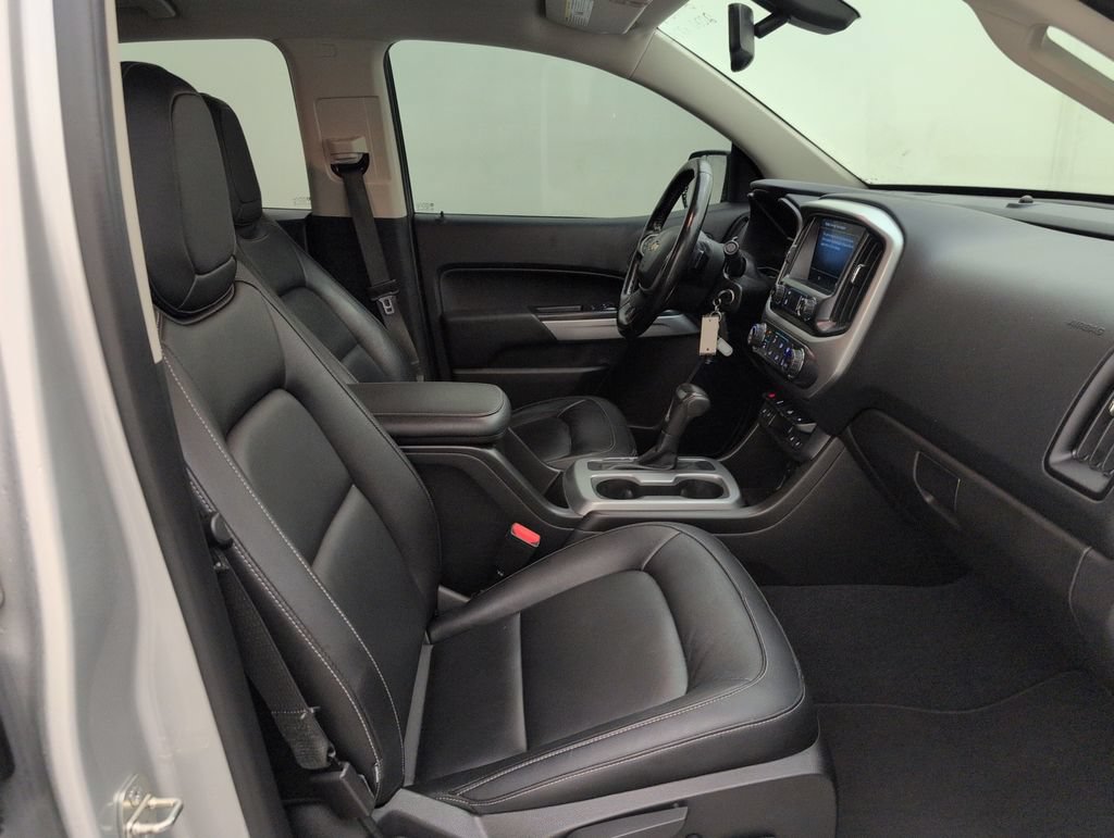 Used 2020 Chevrolet Colorado LT w/ Luxury Package RWD image 15